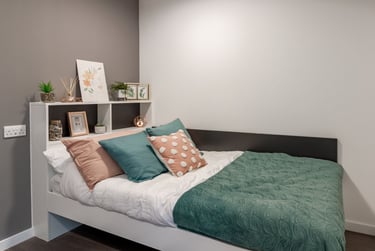 Skyline Platinum En Suite at Pavilion Court, 20 First Way, Wembley, London, HA90PE - Image 4